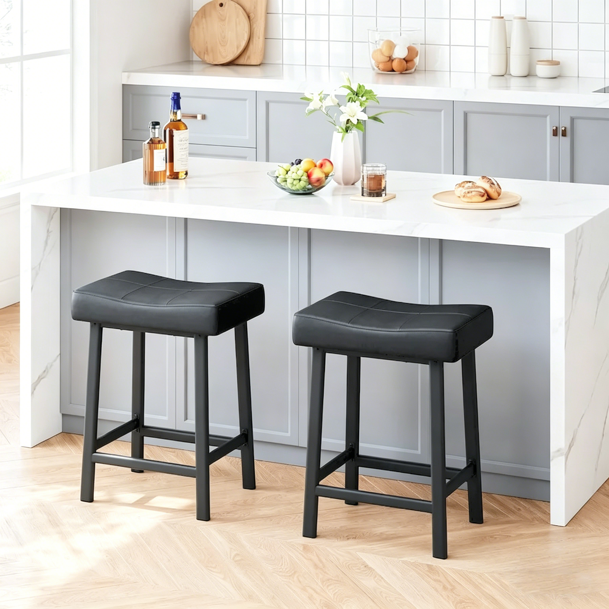 Tabouret de bar de 61 cm avec assise ergonomique en forme de selle