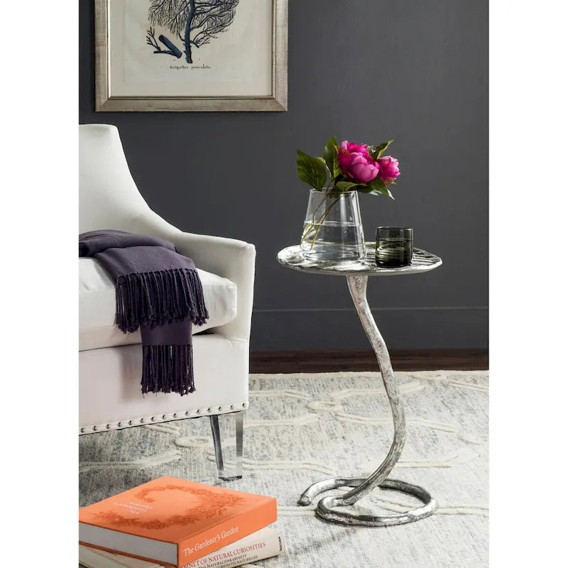 Table d'appoint dorée – 15 x 13 x 21 – 15 po L x 13 po P x 21 po H